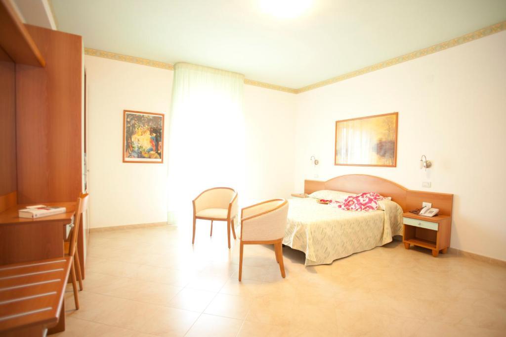 Oasiclub Hotel Vieste Camera foto