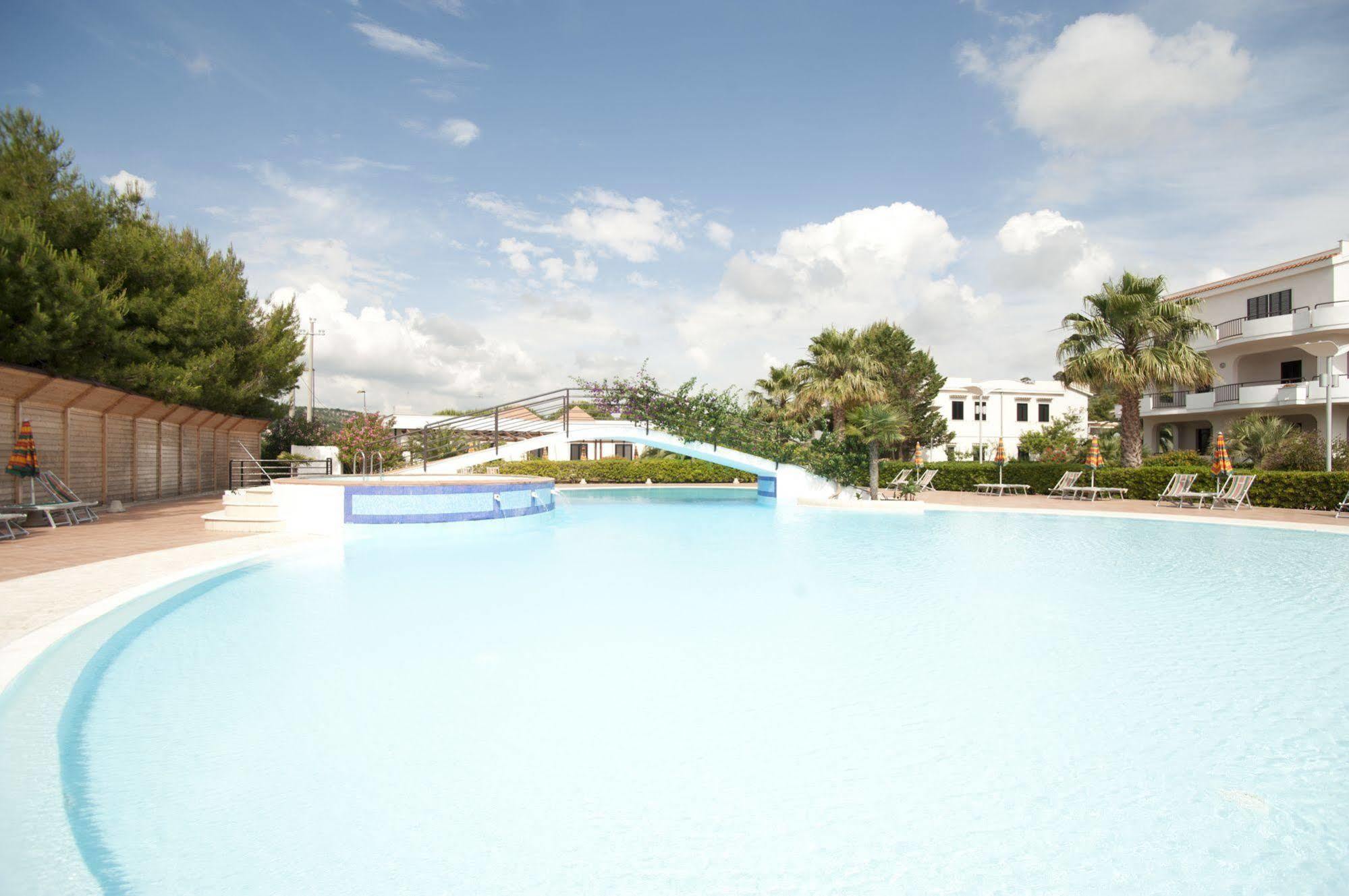 Oasiclub Hotel Vieste Esterno foto